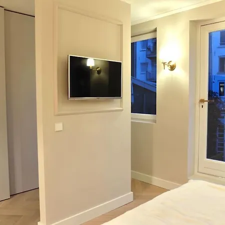 Апартаменты Cozy & Modern Studio In De Pijp Амстердам